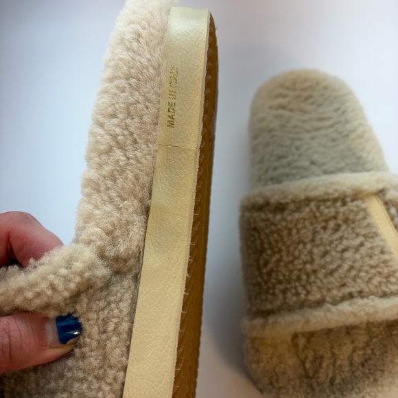 Golden Goose Cream Fuzzy Slides with Glitter Star - Picture 4 of 9